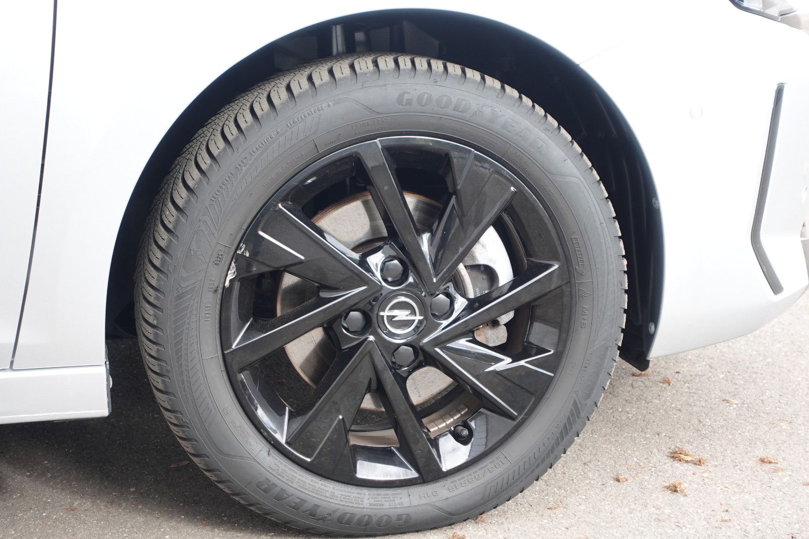 Fahrzeugabbildung Opel Corsa GS 1.2T,Kamera,Sitzhzg,Allwetter,LED,DAB+
