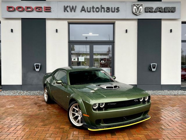 Dodge Challenger Scat Pack Widebody SWINGER edition