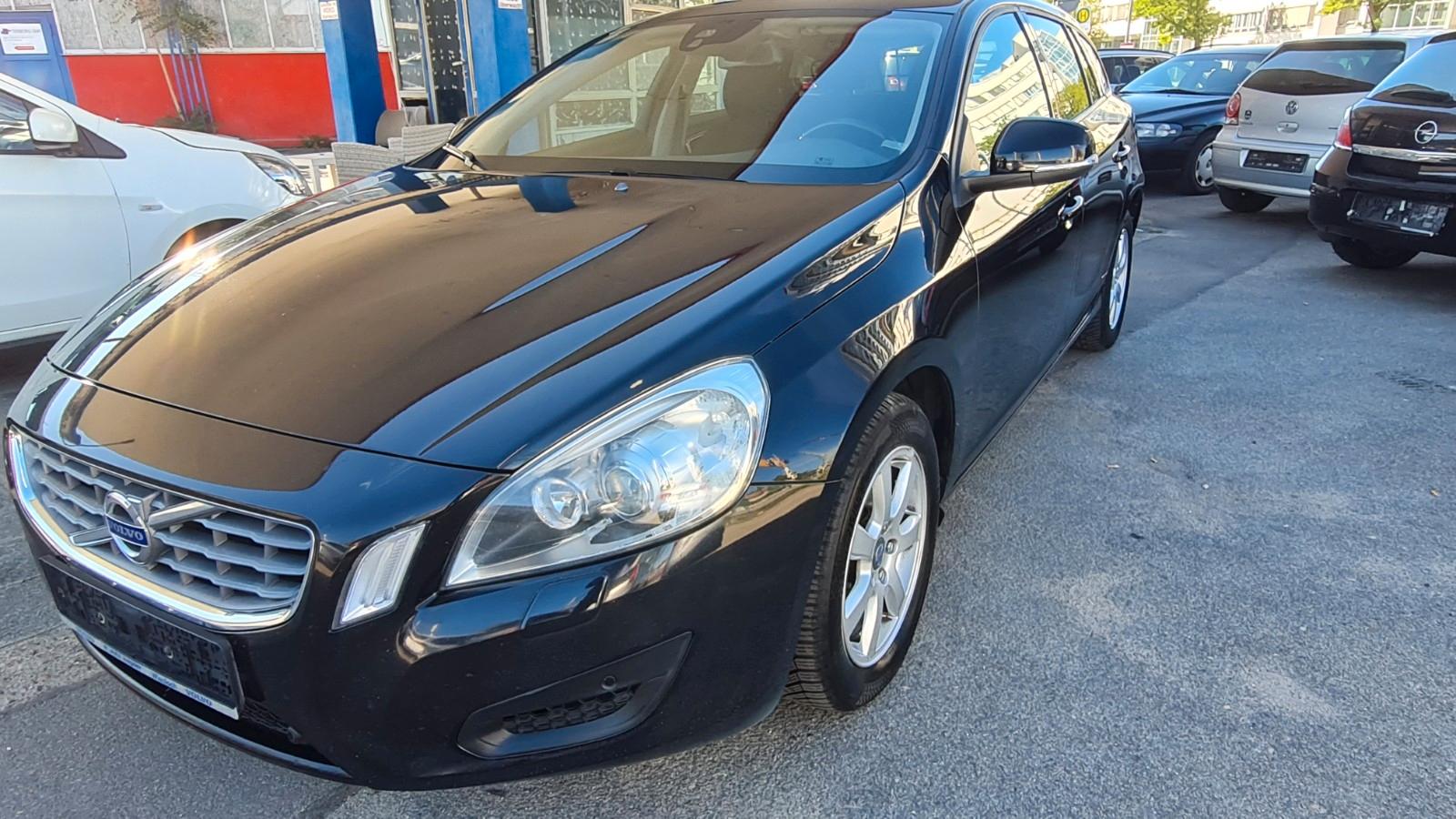 Volvo V60 Kombi  5 Zylinder