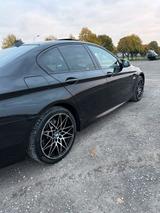 BMW F10 530D - BMW 530: F10
