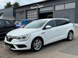 Renault Megane IV Grandtour Play/Navi/PDC/SHZ/2.Ha/ZV/ - Renault Megane Play mit Benzin-Antrieb