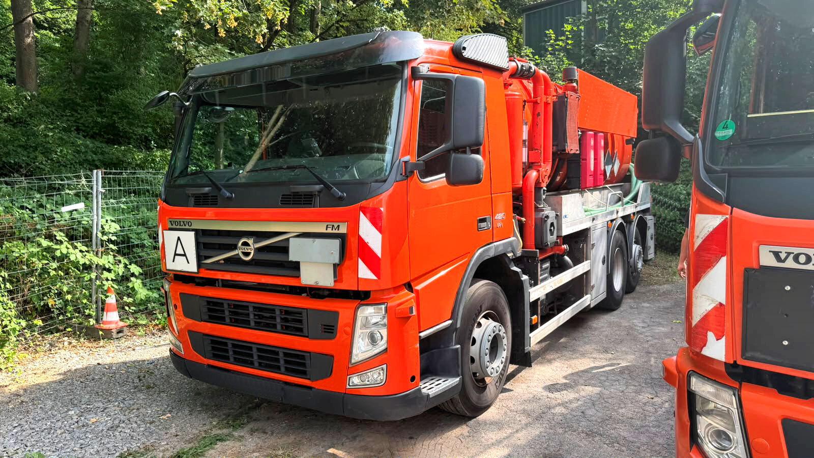 Volvo FM 420 EEV 6x2 Kroll 14m³ Saugfahrzeug ADR INOX