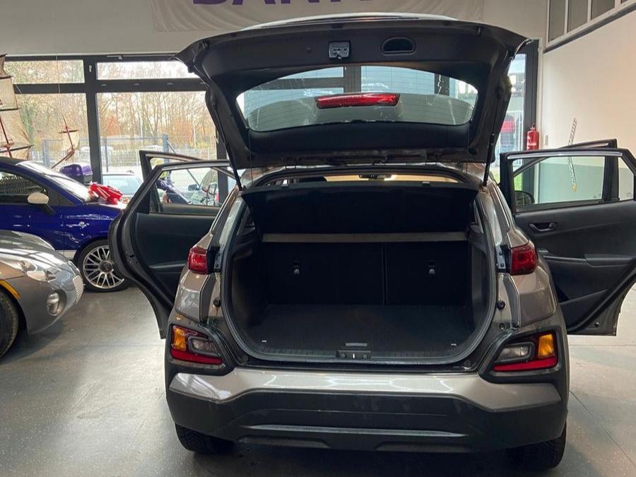 Hyundai Kona Pure 2WD