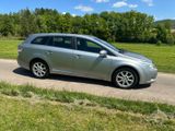 Toyota Avensis Kombi Sol 2,2 Diesel Automatik - Toyota Avensis aus 2009