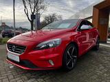 Volvo V40 D4 R-Design/Kinetic #volvocars #madebymerten - Volvo V40: R Design