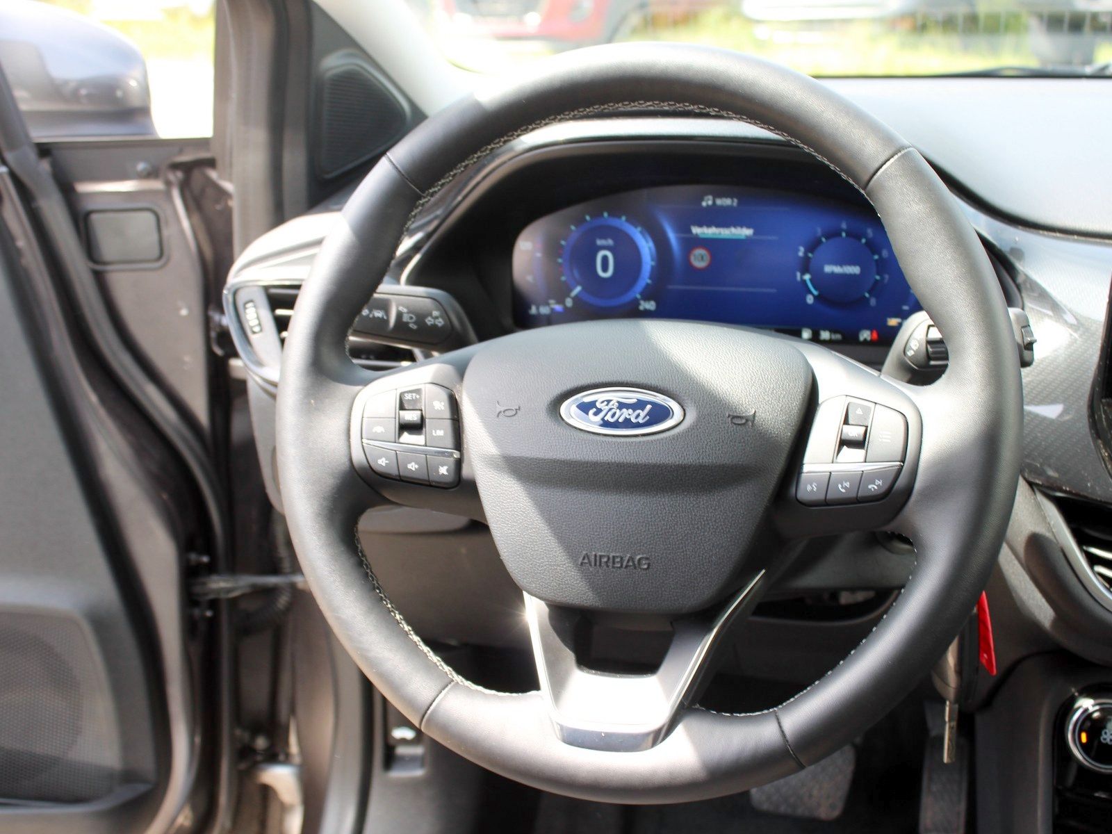 Fahrzeugabbildung Ford Puma Titanium 1,0 EcoBoost Mild Hybrid