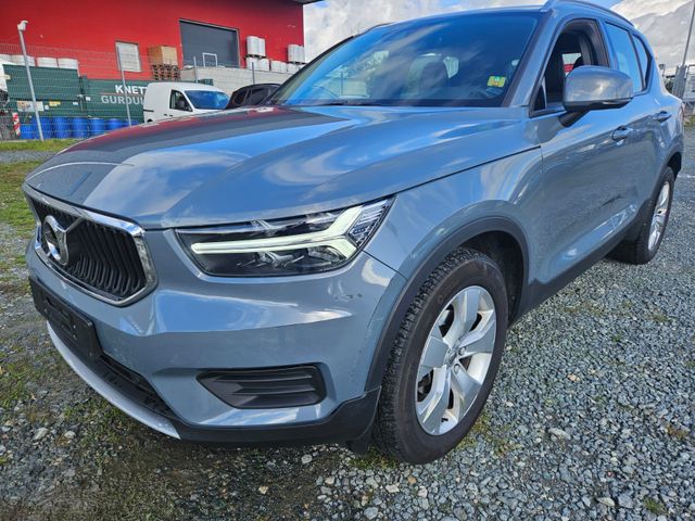 Volvo XC 40 MOMENTUM * NAVIGATION * ALU * LED