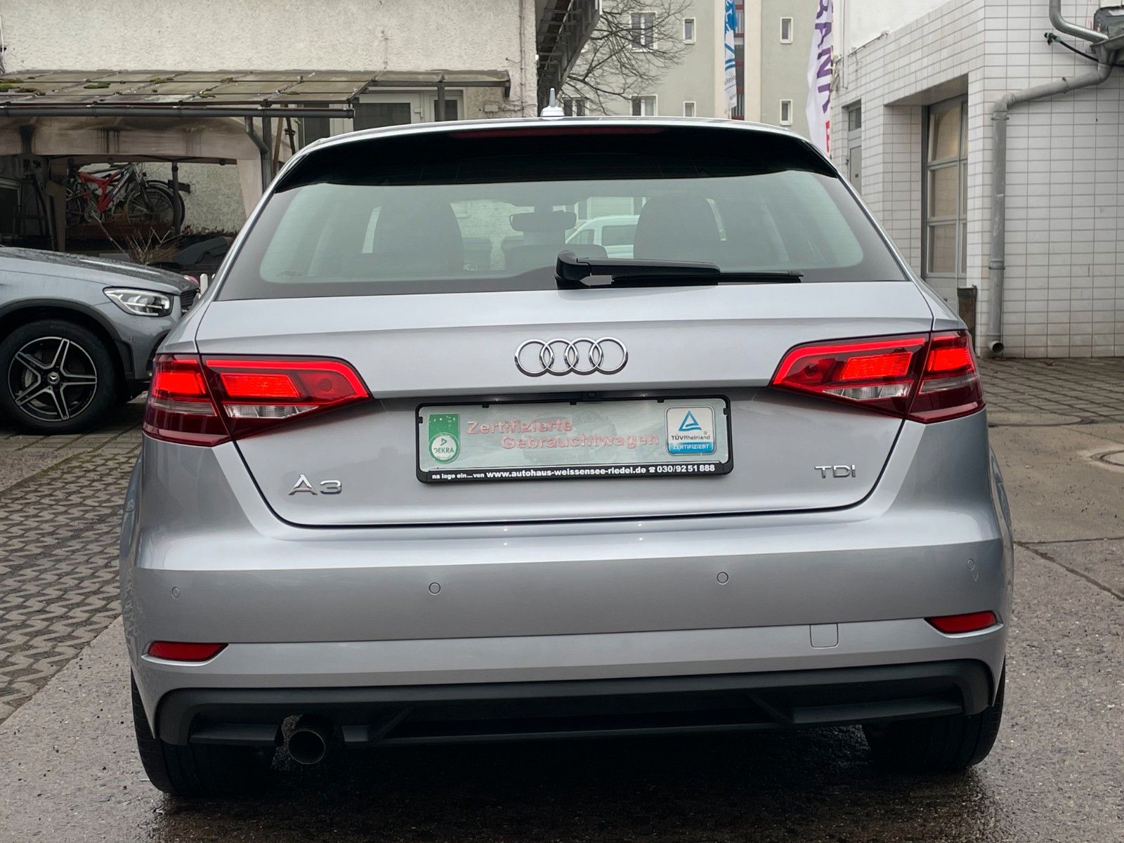 Audi A3 Sportback 1.6 TDI S-Tronic Navi Leder Xenon foto 9