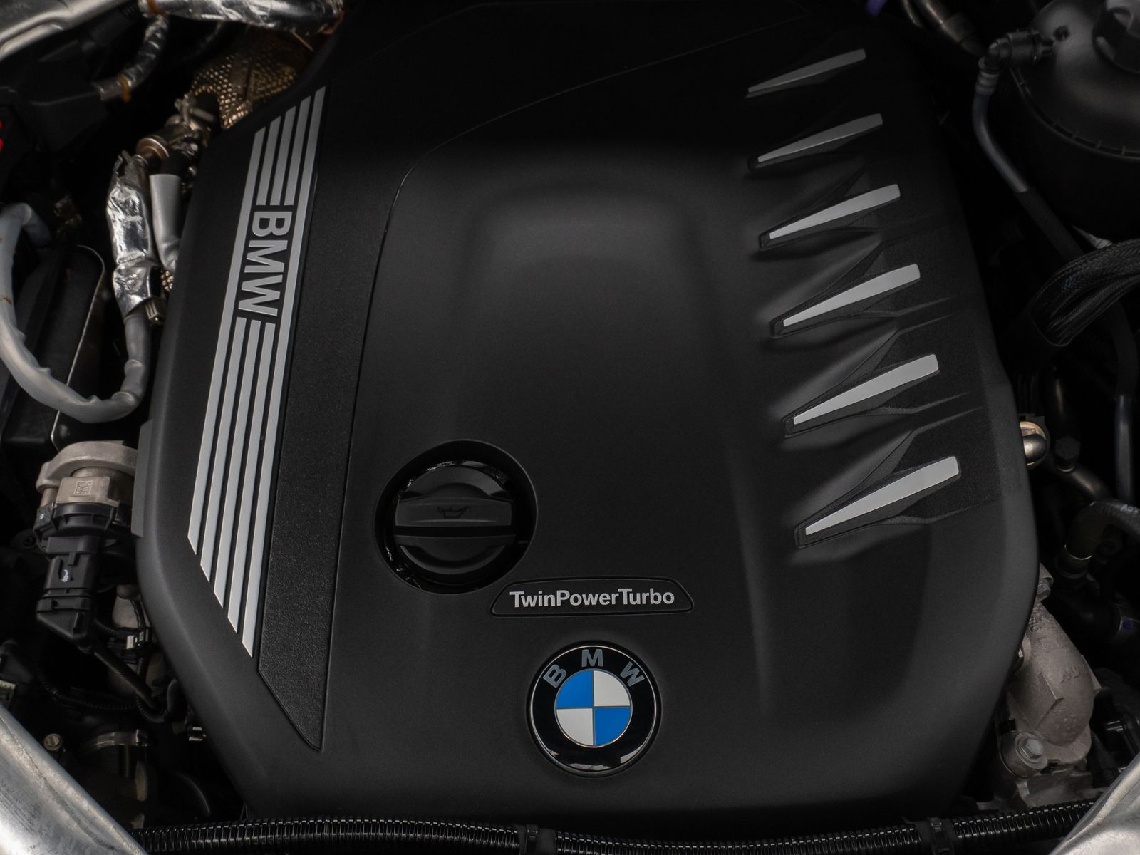 Fahrzeugabbildung BMW X5 xD40d M Sport 360°Laser HUD DAB H/K AHK ACC