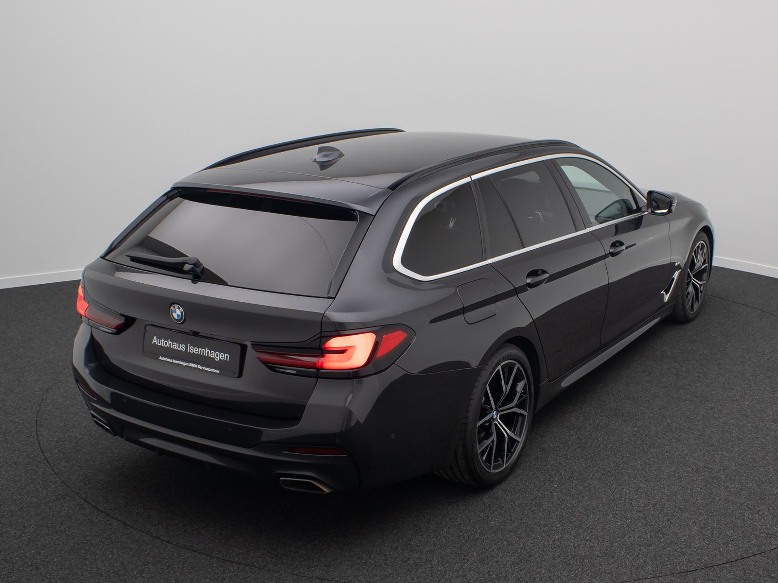 Fahrzeugabbildung BMW 530d M Sport Kamera DAB Laser Komfort H/K HUD 19