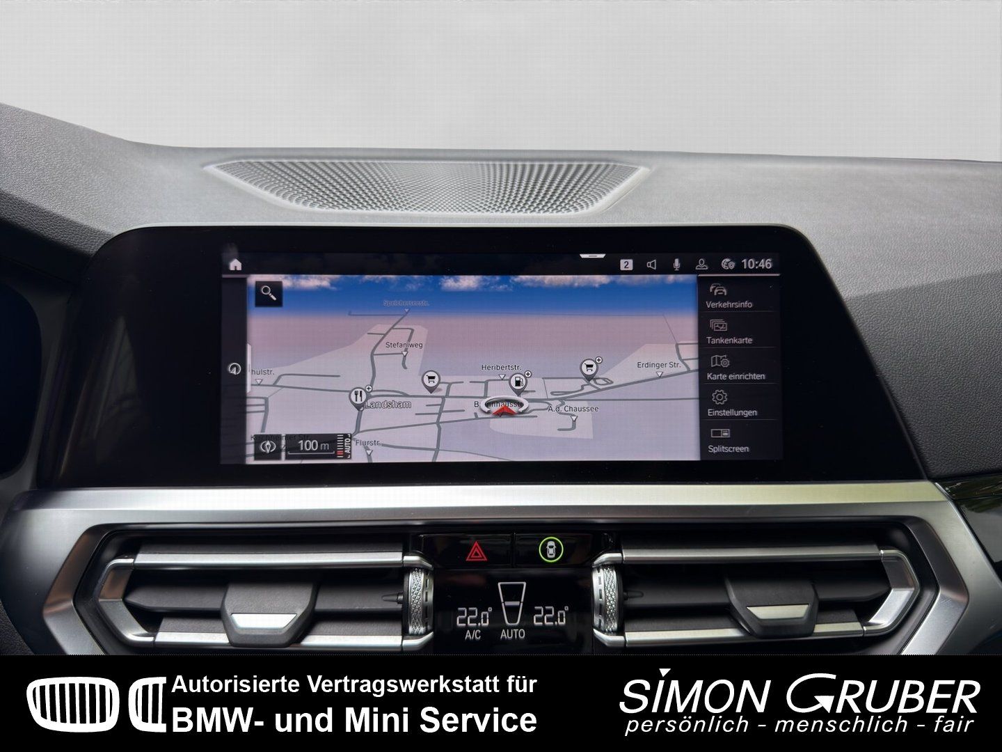 Fahrzeugabbildung BMW 318 i Adv Shadow HUD SHZ Innovationspaket Kamera