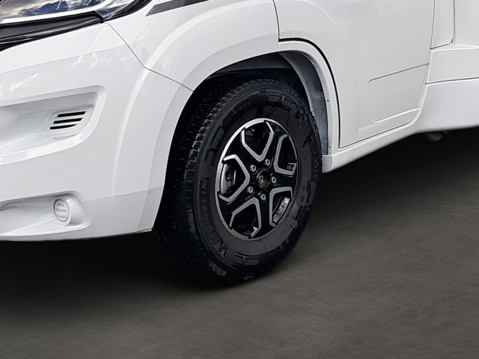 Fahrzeugabbildung Malibu T 430 LE Dörr Editionsmodell, sofort verfügbar