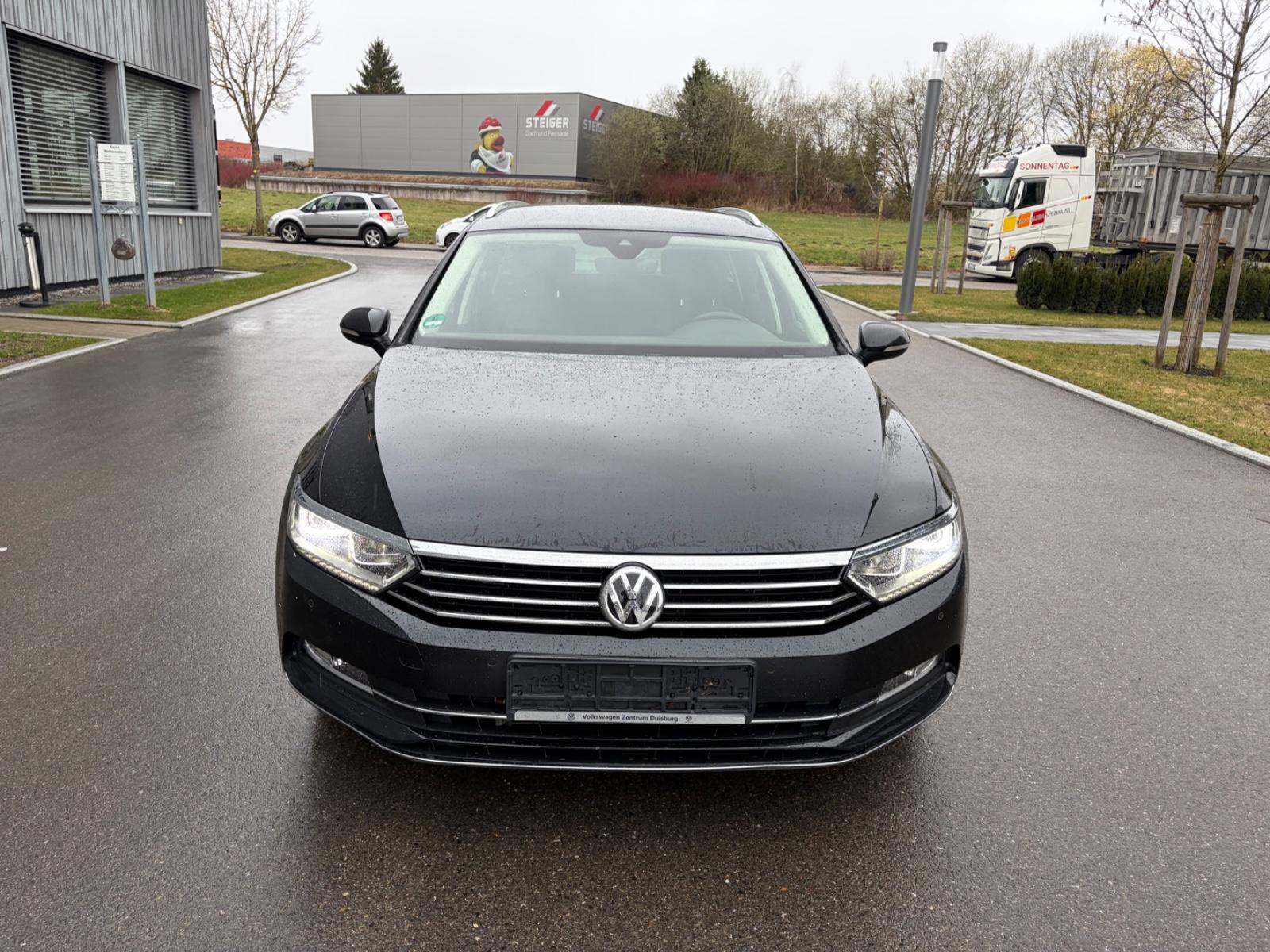 Volkswagen Passat*Highline*Automatik*Navi*RFK*AHK*ACC!