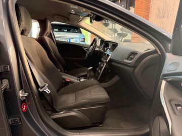 Volvo V40 - 10