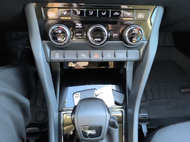 Fahrzeugabbildung SKODA Kodiaq 1.5 TSI DSG Drive 1.5 TSI DSG STANHZG LED