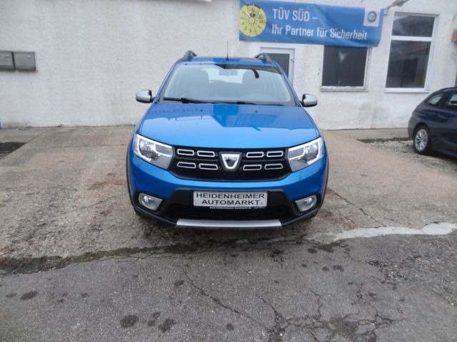 Fahrzeugabbildung Dacia Sandero II Stepway Prestige/1.Hd/Navi/PDC/87TKM/