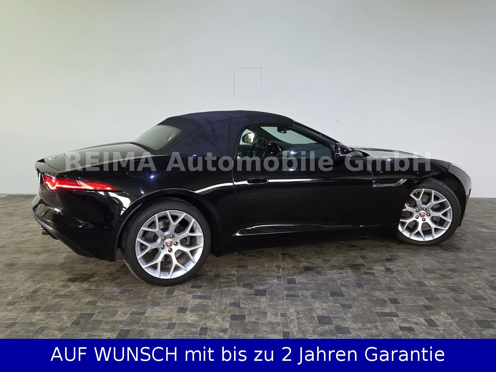 Fahrzeugabbildung Jaguar F-Type 3,0i V6 Cabrio, Klappenauspuff, Meridian