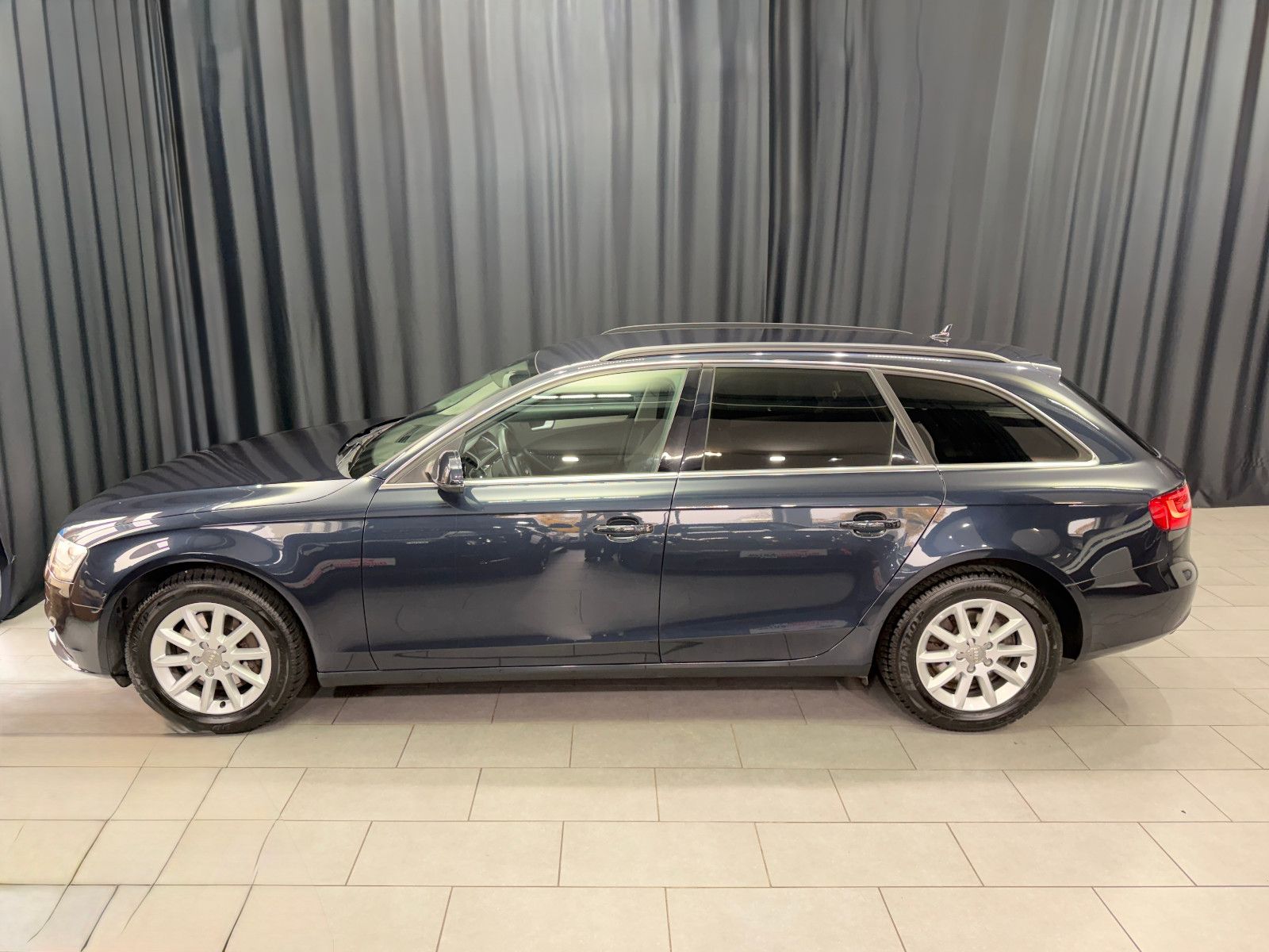 Fahrzeugabbildung Audi A4 Avant 3.0 TDI quattro|BANG&OLUFSEN|1.HAND