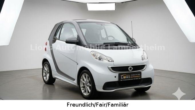 Smart ForTwo coupe Micro Hybrid Drive/TÜV NEU/SHZ/ALU