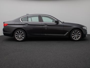 Fahrzeugabbildung BMW 540i Luxury Line HUD ACC LED Kamera 360°