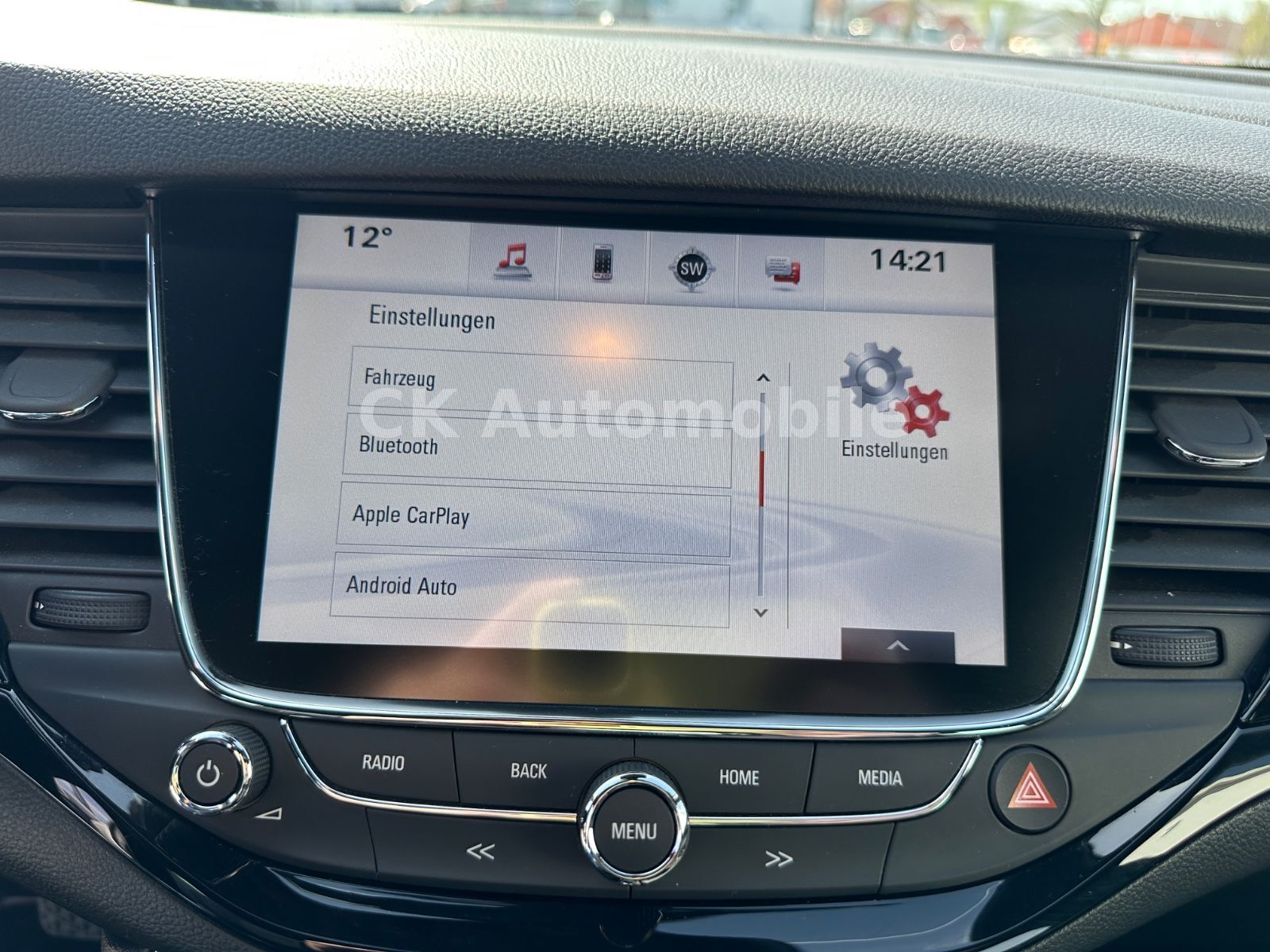 Fahrzeugabbildung Opel Astra K 1.6 Turbo Dynamic Autom./Navi/LED/ACC