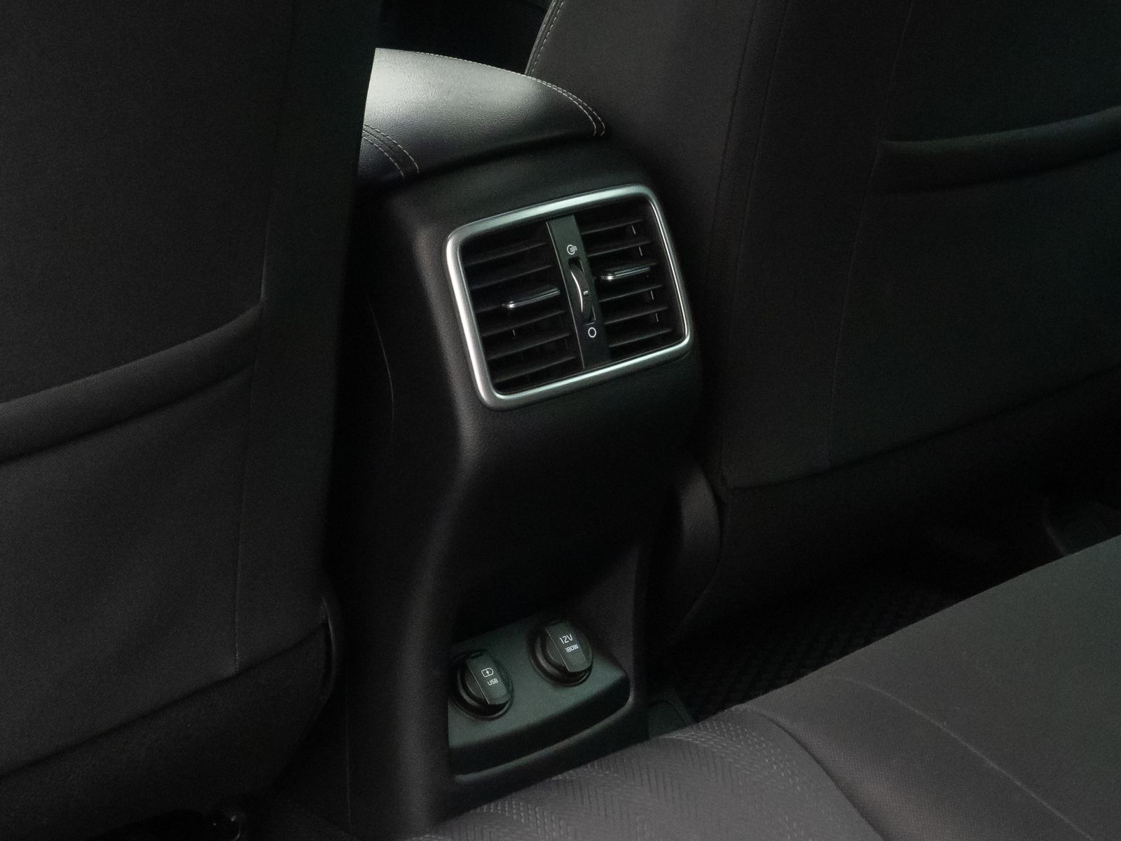 Fahrzeugabbildung Kia Sportage Edition 7 2WD Kamera HiFi Tempomat 17"