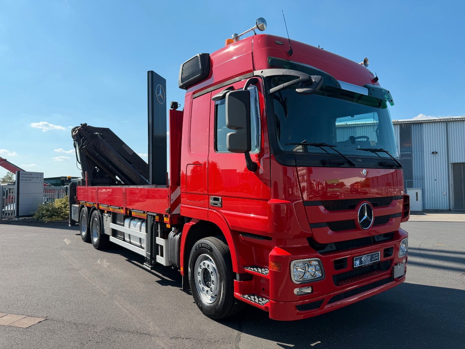 Fahrzeugabbildung Mercedes-Benz Actros 2644 L 6x4 MKG HLK 541 HP Funk Spitze