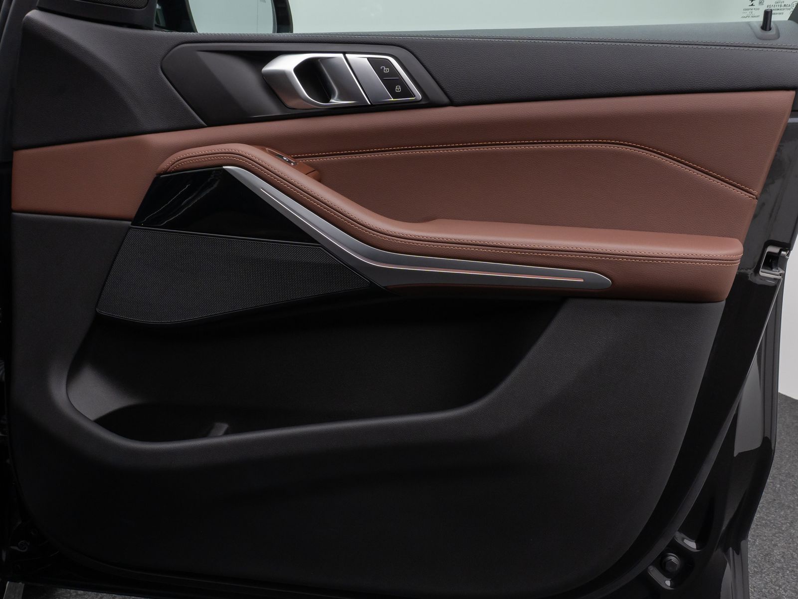 Fahrzeugabbildung BMW X5 xD30d M Sport Panorama Laser Kamera HUD HiFi