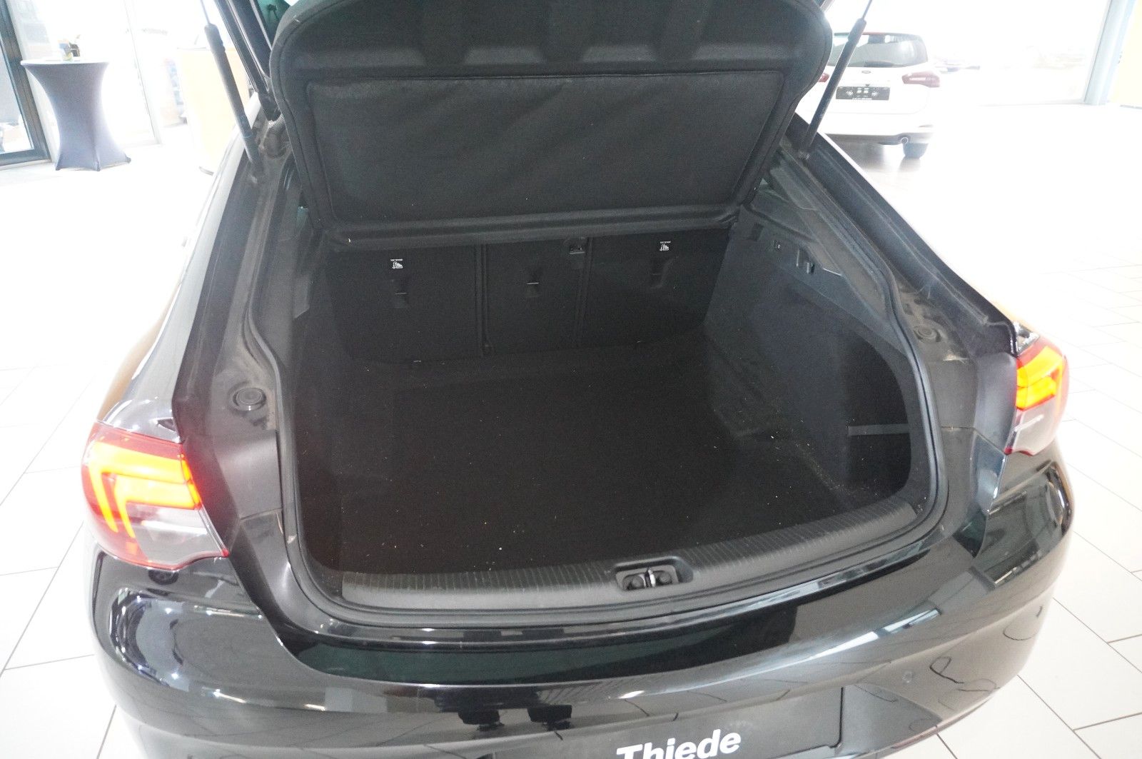 Fahrzeugabbildung Opel Insignia B GS 1.5T INNOV. NAVI/LED/KAMERA/SPORT