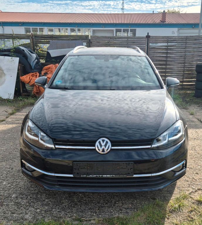 Image of Volkswagen Golf