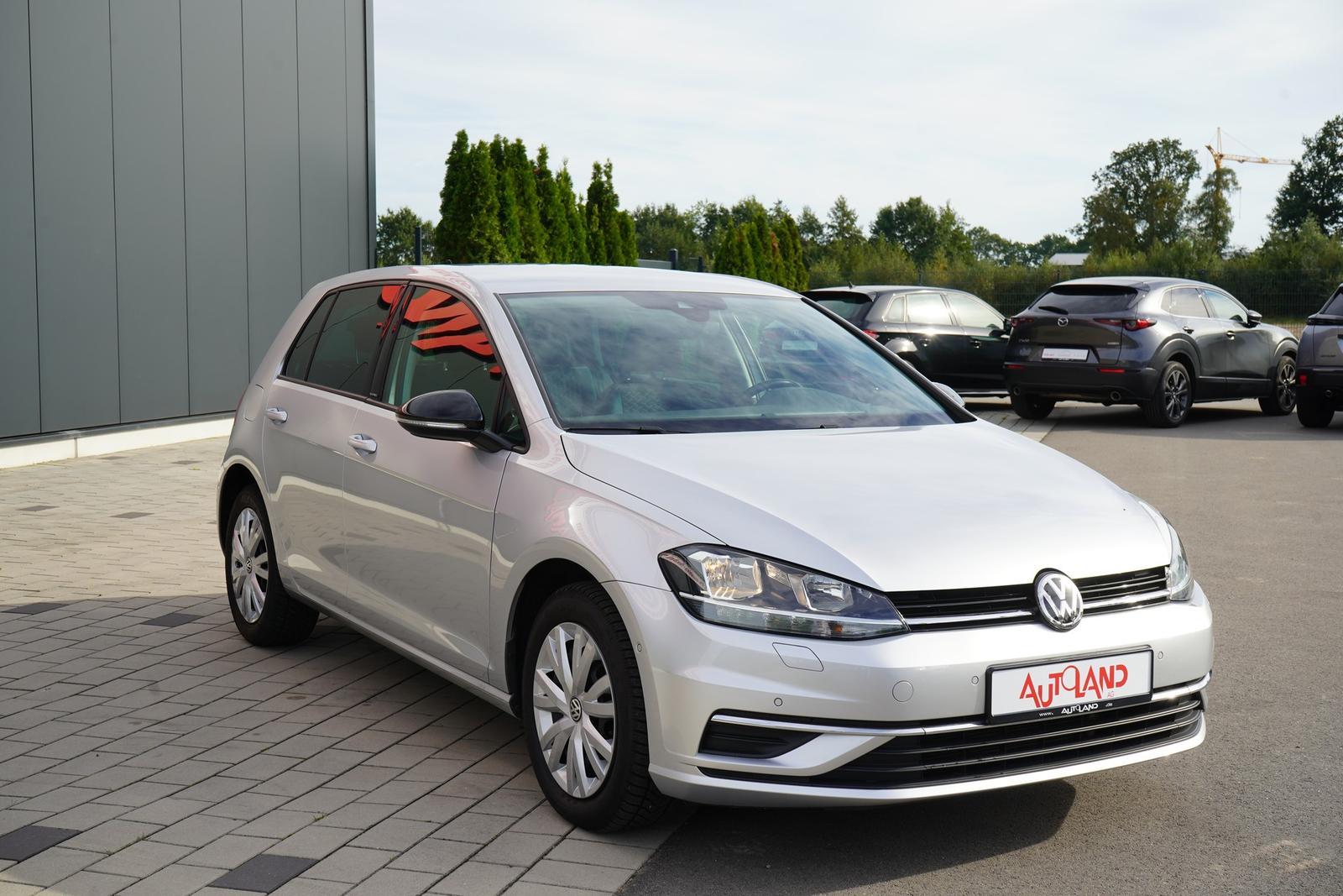 Volkswagen Golf VII 1.0 IQ Drive ACC Totwinkel Sitzheizung