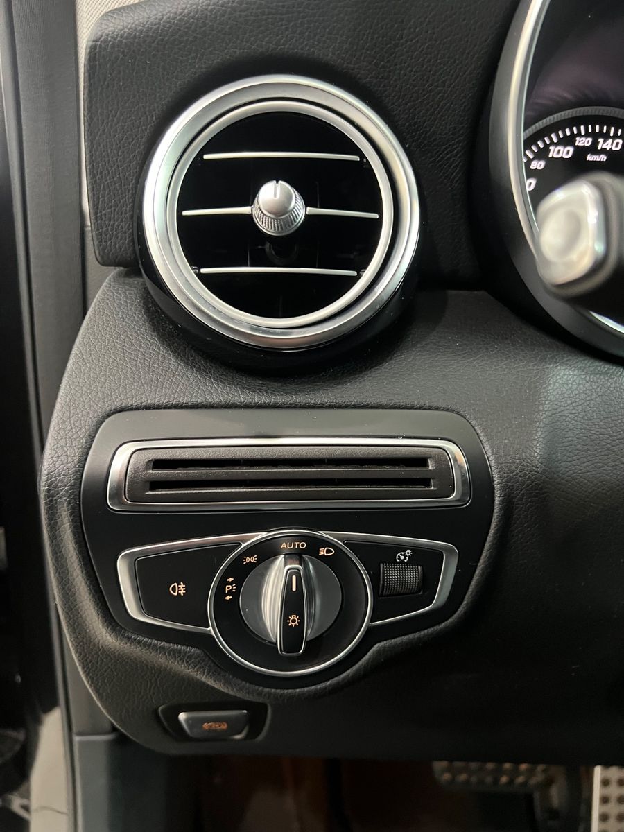 Fahrzeugabbildung Mercedes-Benz GLC 350 d Coupe 4Matic AMG LINE *BURMESTER*