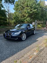 BMW 525i e60 - BMW 525 mit Benzin-Antrieb: Limousine, 525i E60