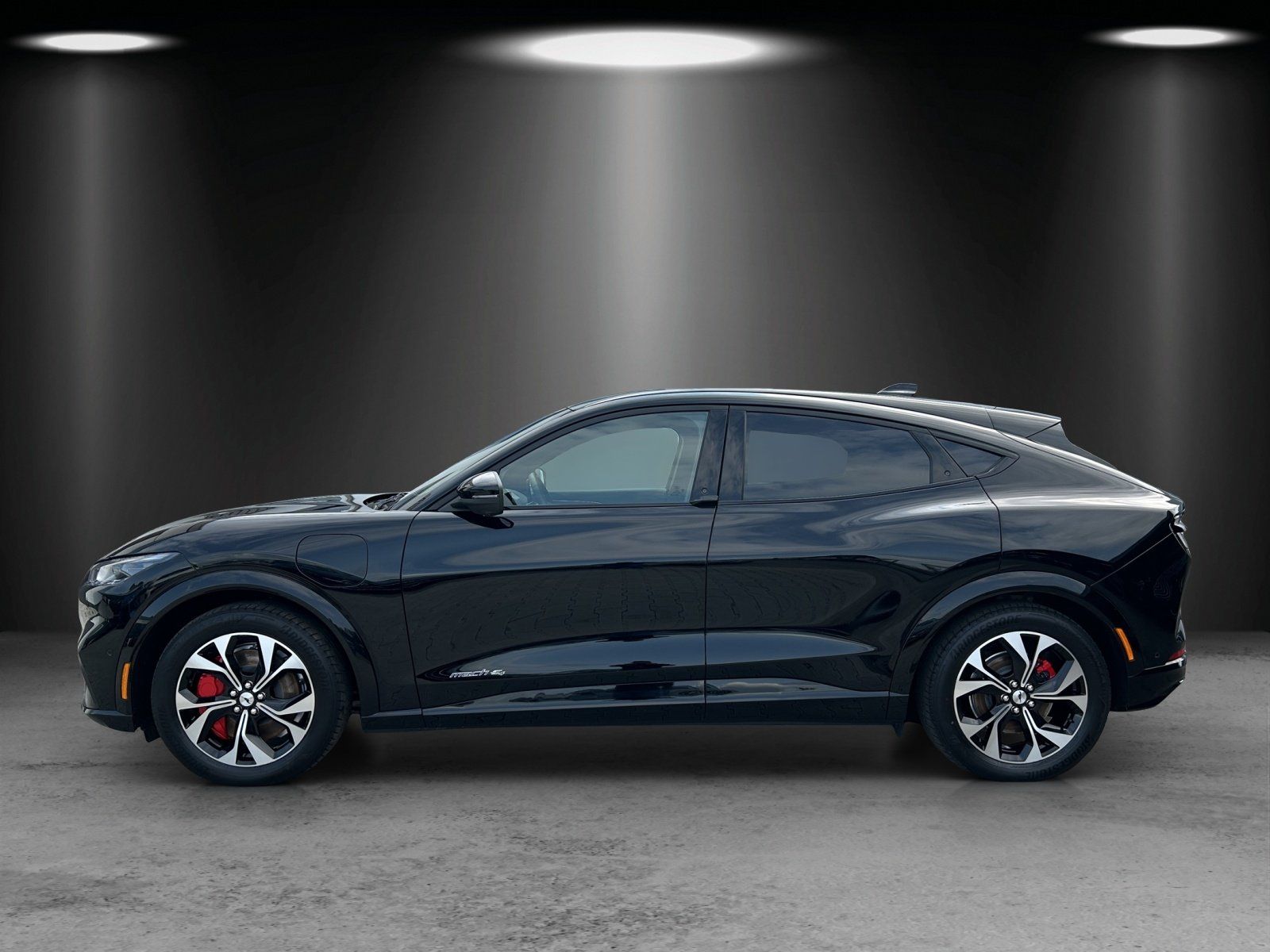 Fahrzeugabbildung Ford MACH-E AWD MATRIX-LED/360°/B&O/NAVI/ACC/PANO/