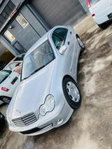 Mercedes-Benz C 180 C Limousine C 180 Kompressor - gebrauchte Mercedes-Benz C 180 aus dem Jahr 2005