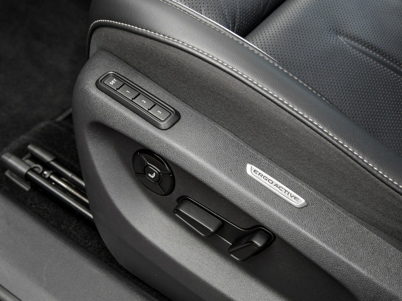 Volkswagen Tiguan - Bild 12