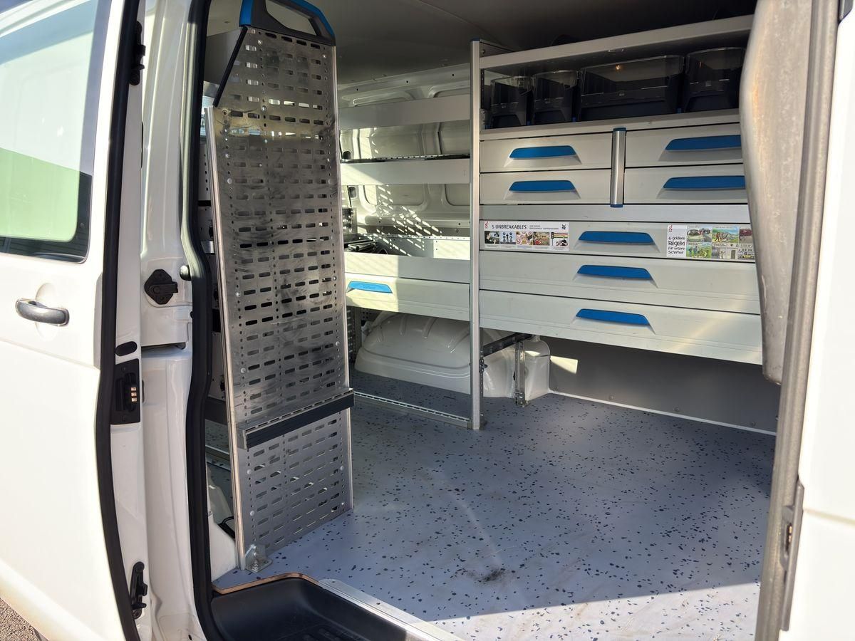 T6 Transporter Kasten 2.0 TDI DSG ACC RFK NAV LE