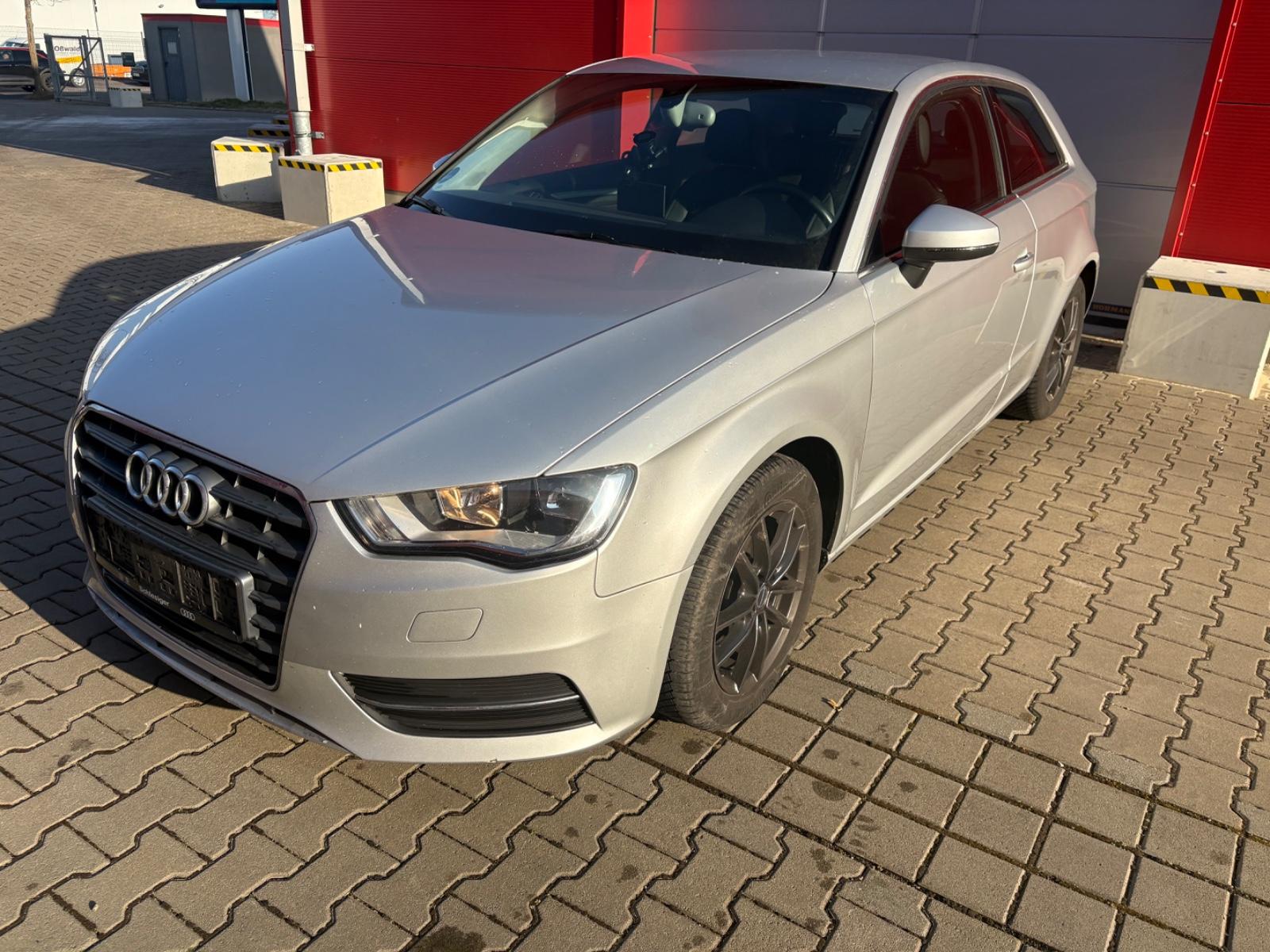 Audi A3 1.4TFSI S-TRONIC/LEDER/KLIMAAUTOMATIK/PDC