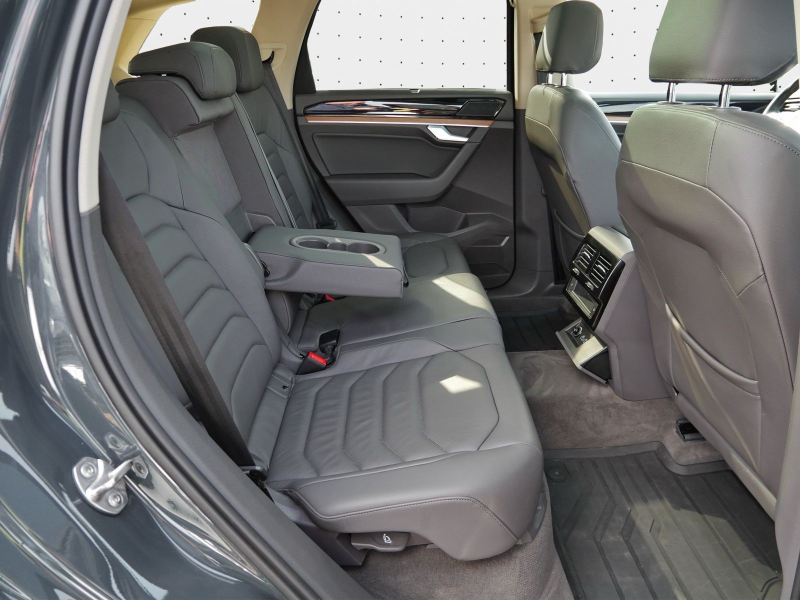 Volkswagen Touareg 3.0 TDI Air Pano AHK ACC LEDER foto 16