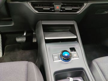Volkswagen Tiguan - 11