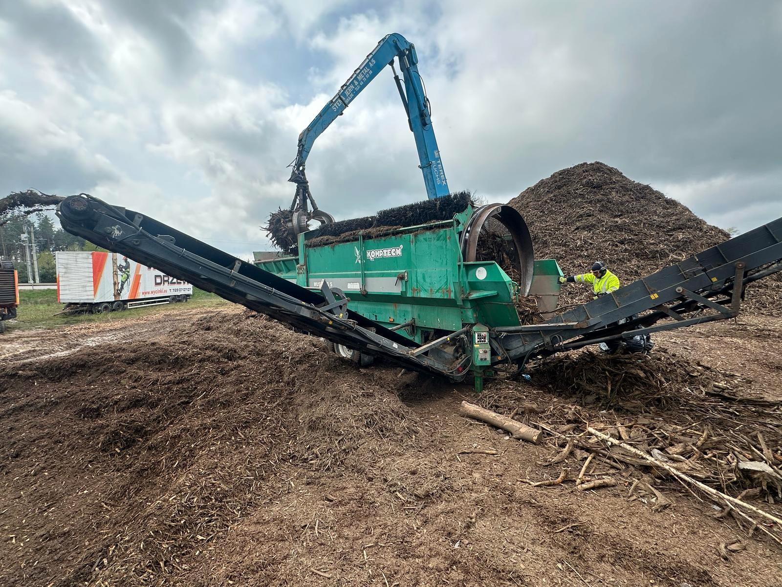 Andere 555 / 5 000 Komptech Mustang Trommelsiebmaschin