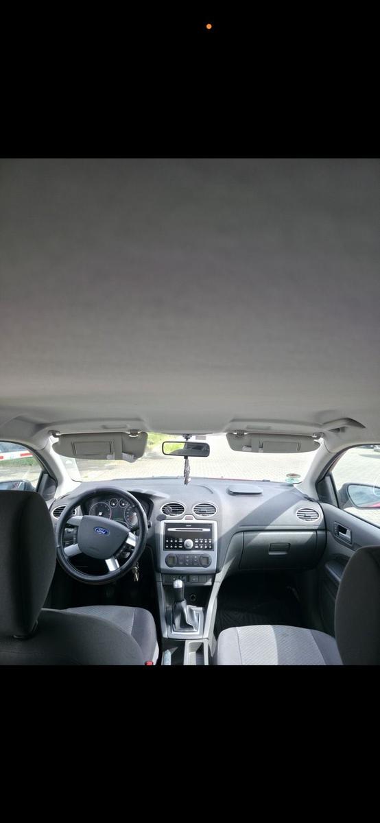 Ford Focus 2006 — photo 8