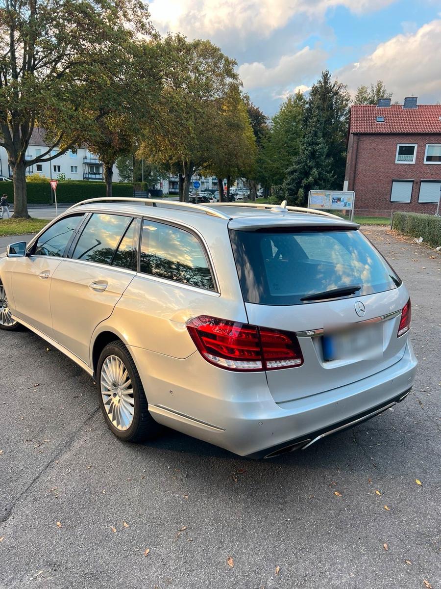 Mercedes-Benz E 220
