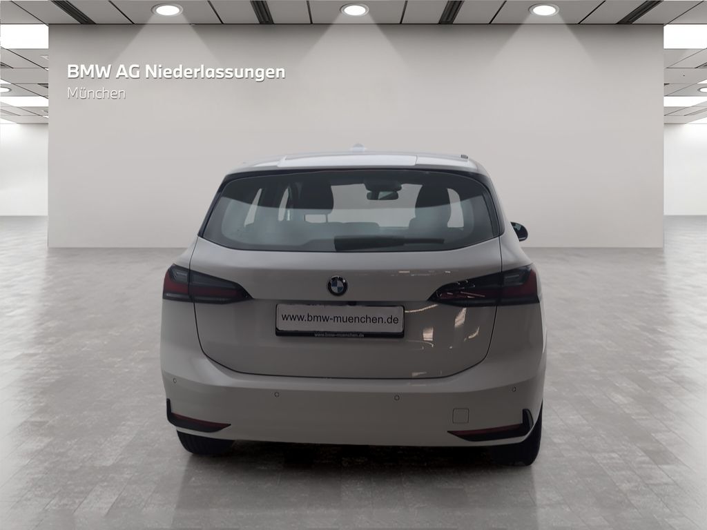 BMW 220 Active Tourer — fotografia 3
