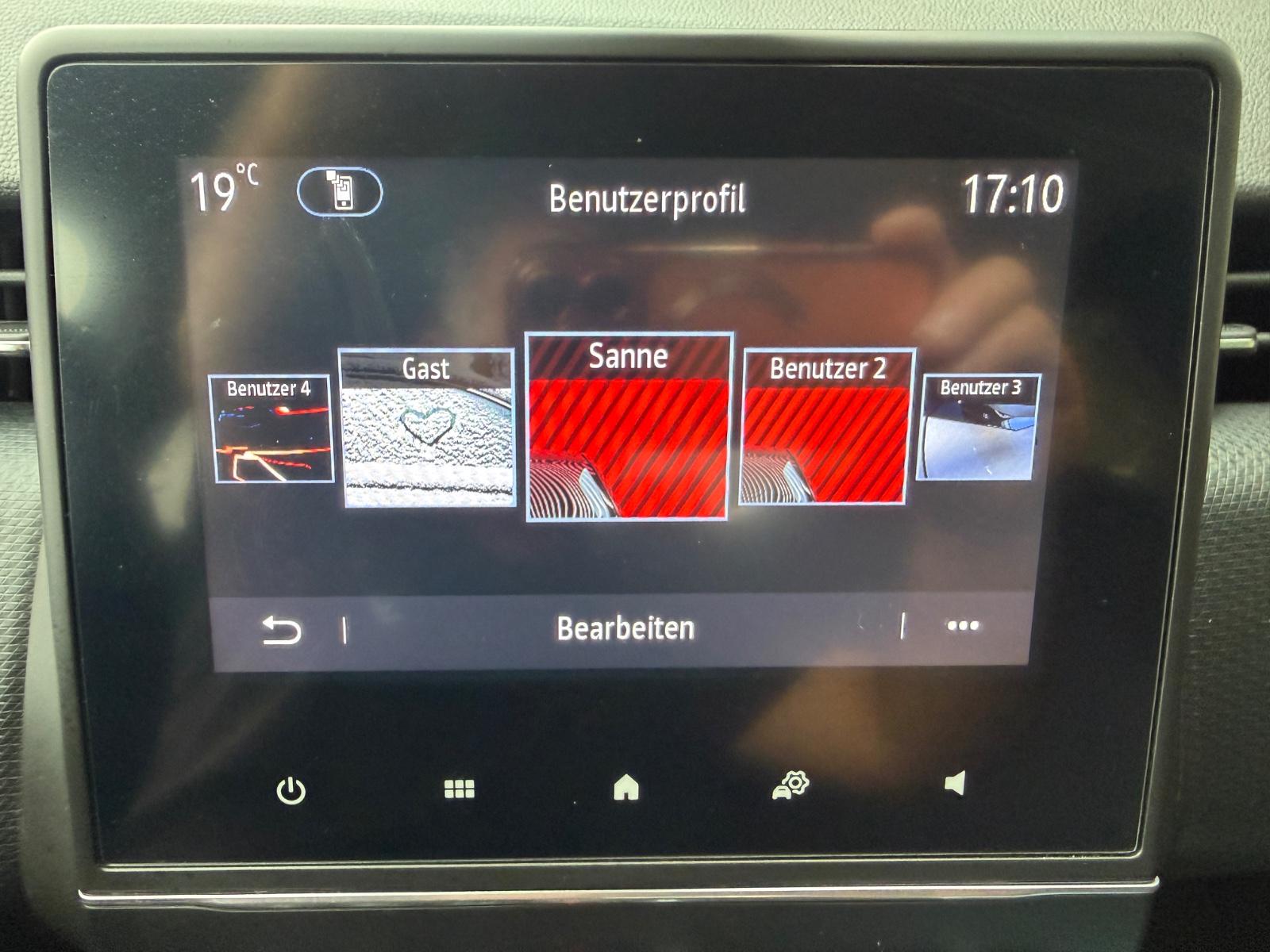Renault Clio V Business Edition /1 A Zustand /Scheckheft