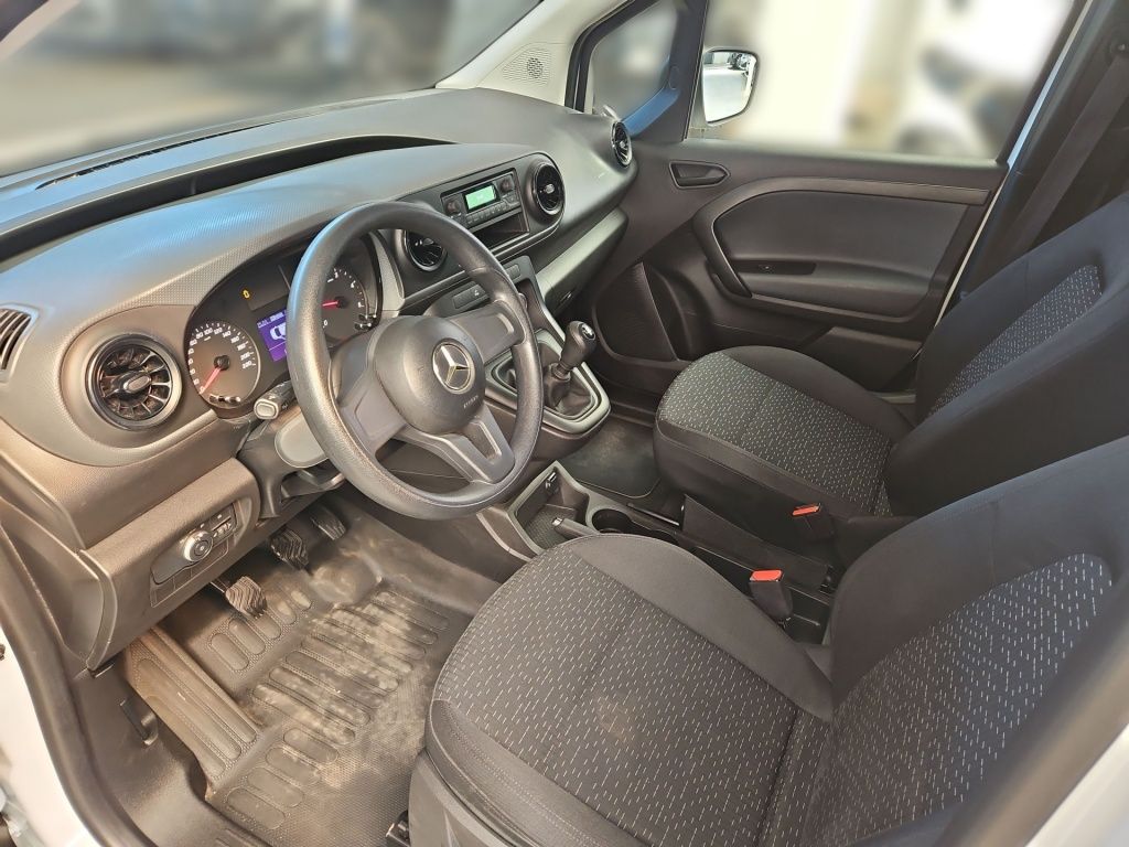 Fahrzeugabbildung Mercedes-Benz Citan 108 Kasten BASE Standard Klima PTS hi.