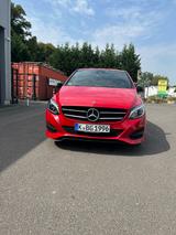 Mercedes-Benz B 200 d DCT - - Mercedes-Benz B 200 Gebrauchtwagen in Köln