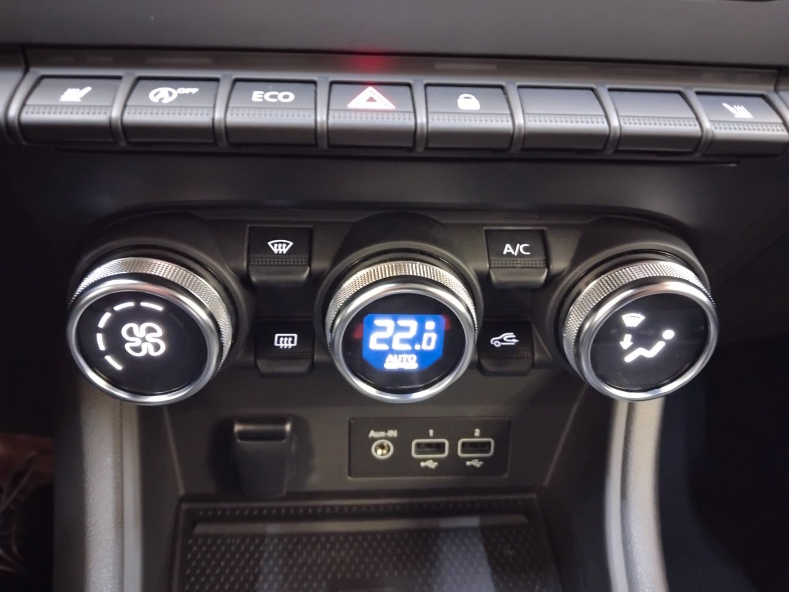 Renault Captur (06/2026, Benzin)