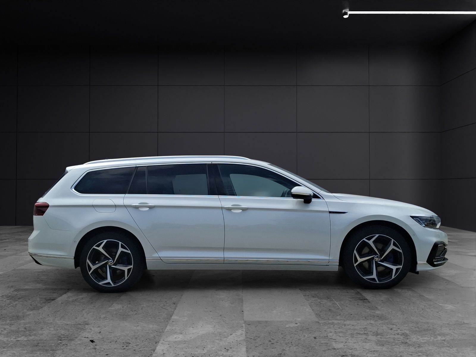 Fahrzeugabbildung Volkswagen Passat Variant GTE DSG Standhzg. Matrix AHK Navi