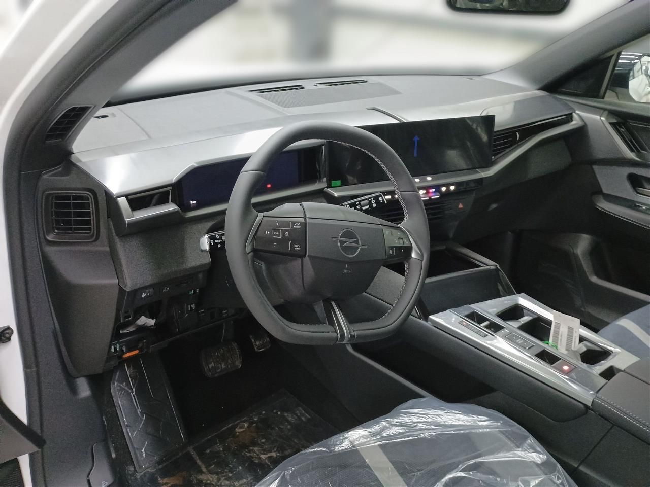 Fahrzeugabbildung Opel Grandland Edition MildHybrid 107KW 6e-DCT